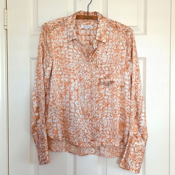 Equipment Silk Peach Crocodile Print Button Down Blouse Shirt - Picture 1 of 11